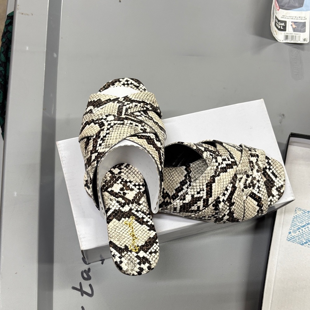 Qupid Snakeskin Pattern Mules